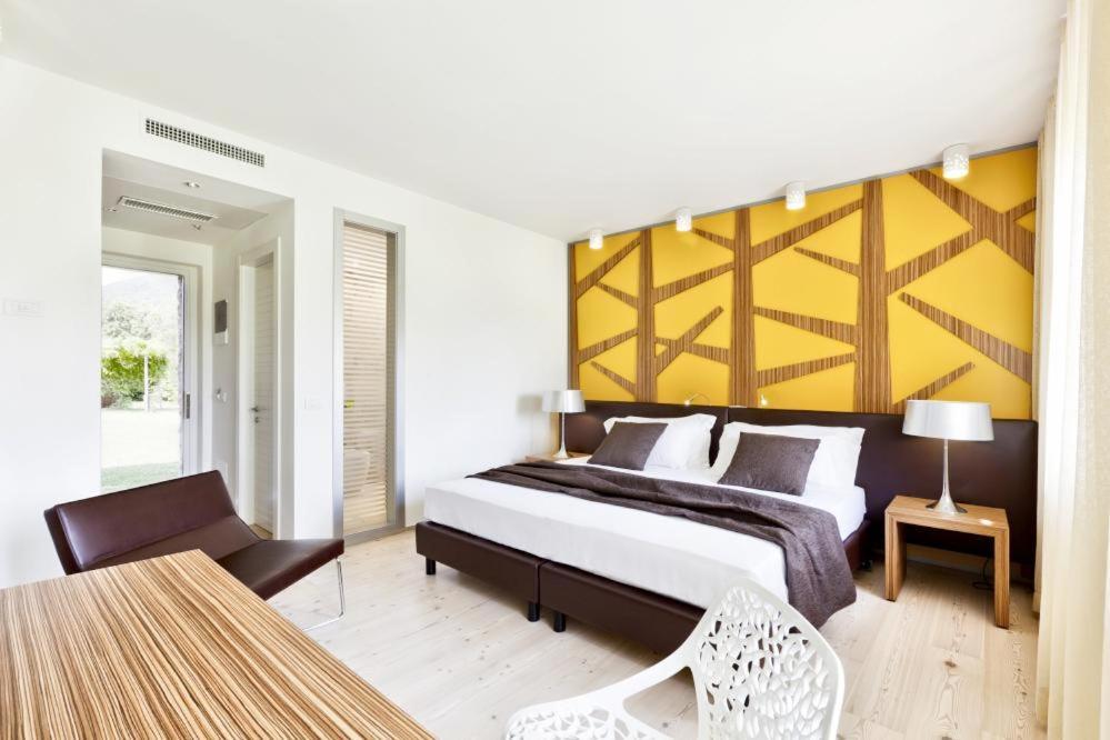 Ai Cadelach Hotel Giulia Revine Lago Zewnętrze zdjęcie